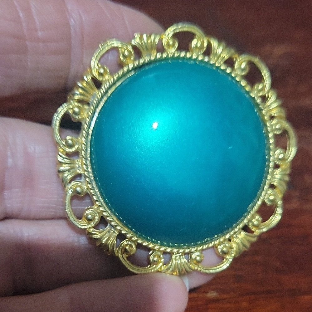 Elegant Gold and Teal Brooch